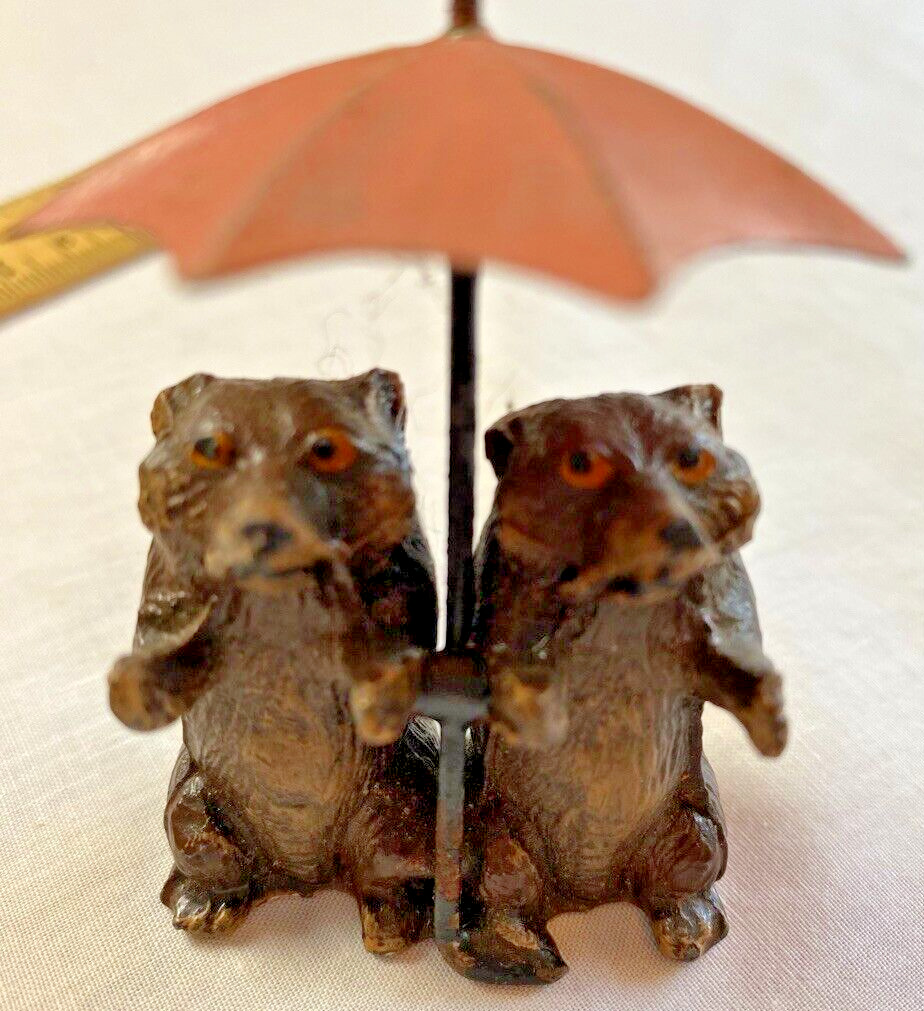 Antique Georg Heyde Nippes German Bears Umbrella Painted Lead Metal Figurine