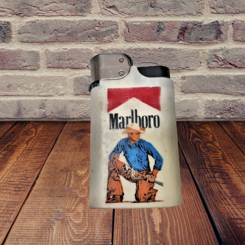 Vintage 1988 Marlboro Man Phillip Morris Cigarette Lighter Promotional Advertise