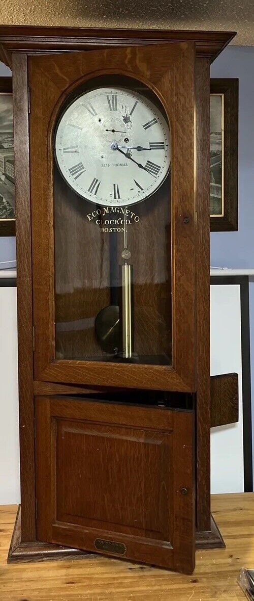 ECO Magneto Clock Boston , ( Complete)