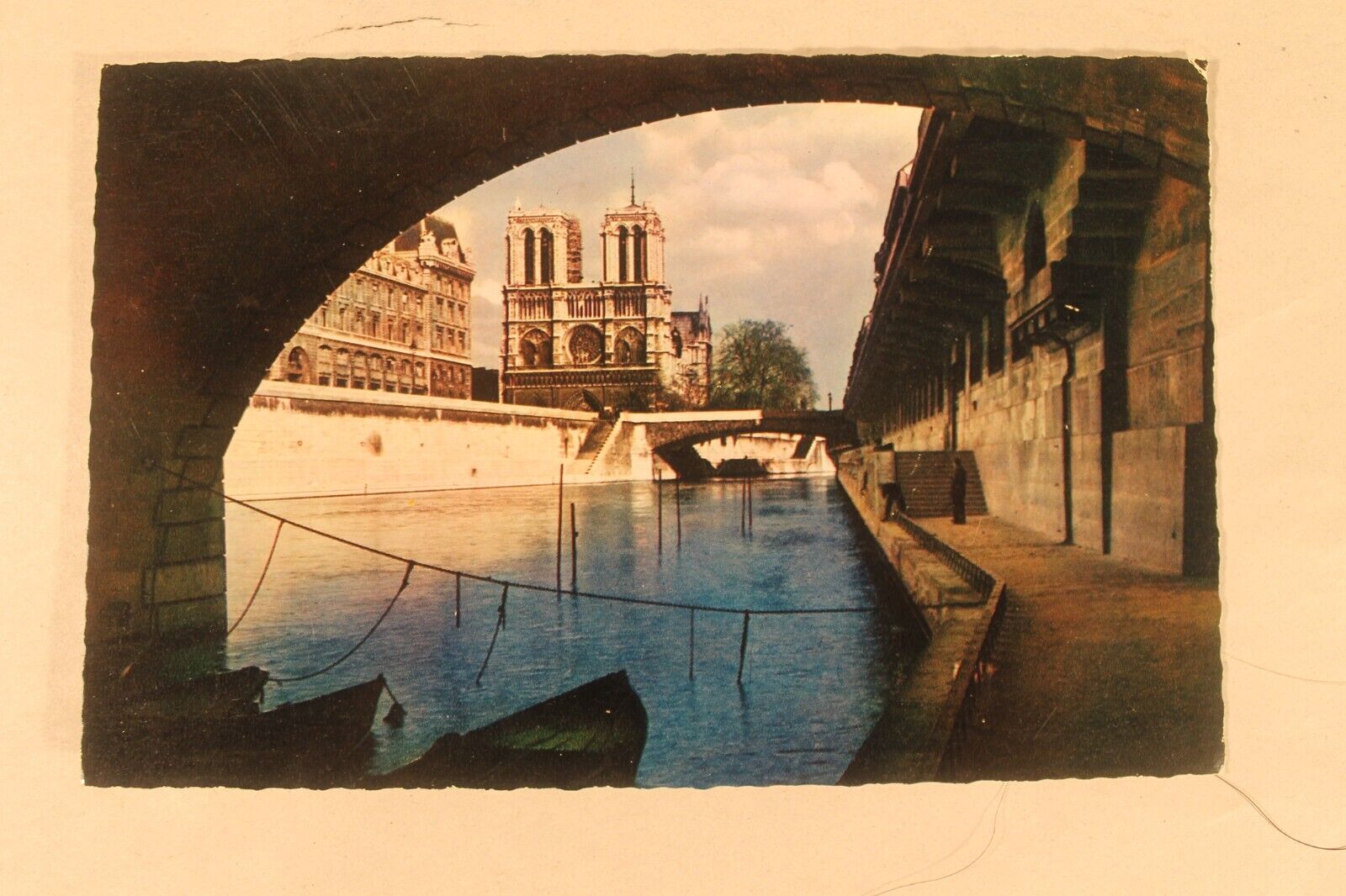 Paris Promenade France Postcard - Unposted
