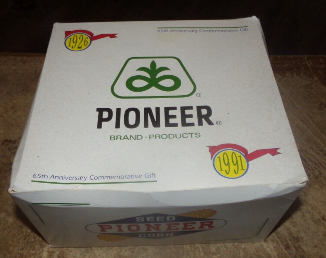 1991 pioneer seed 65th anniversary snap back caps see pictures in the box new