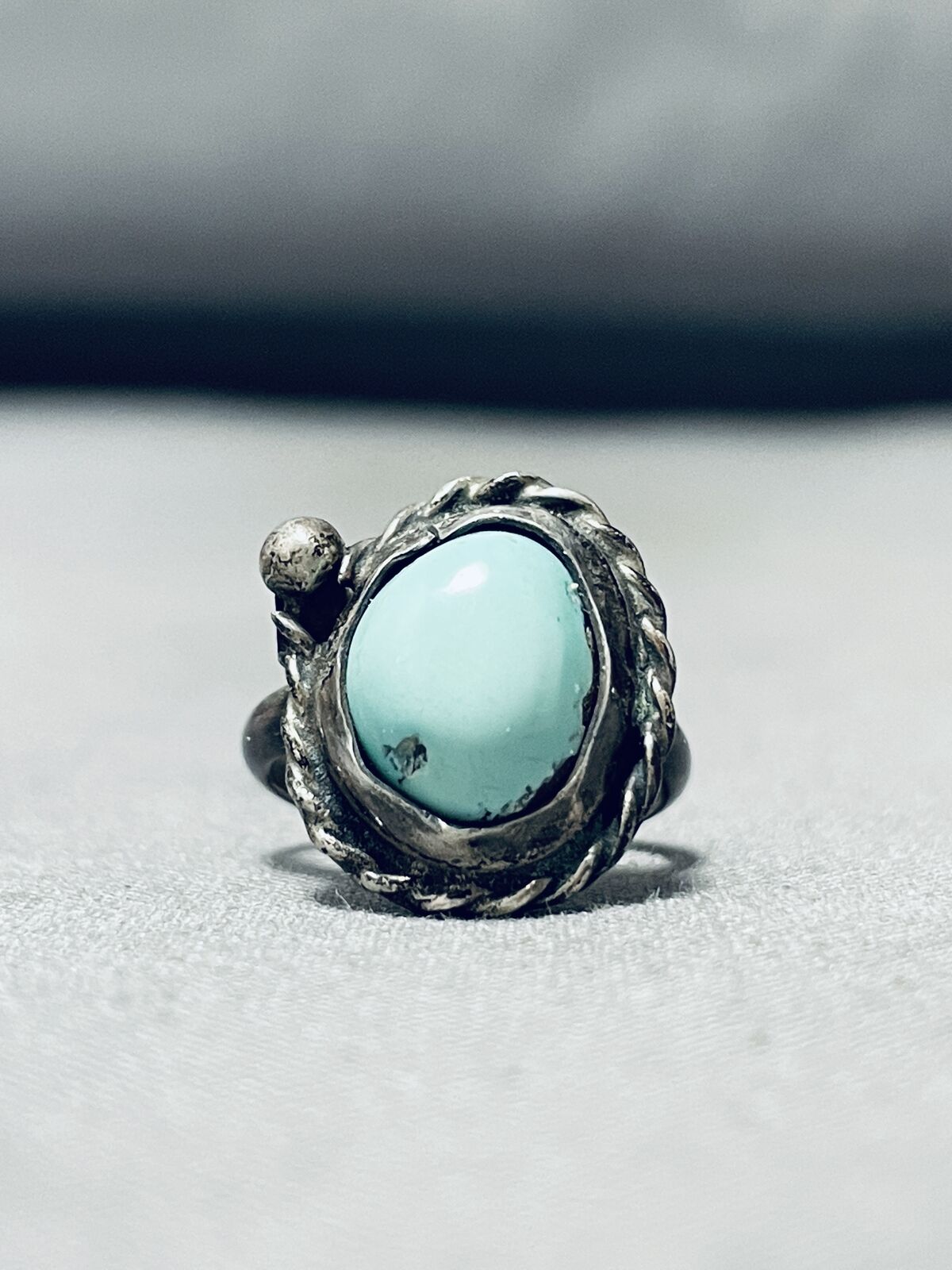 VERY EARLY VINTAGE NAVAJO NATURAL TURQUOISE STERLING SILVER RING OLD