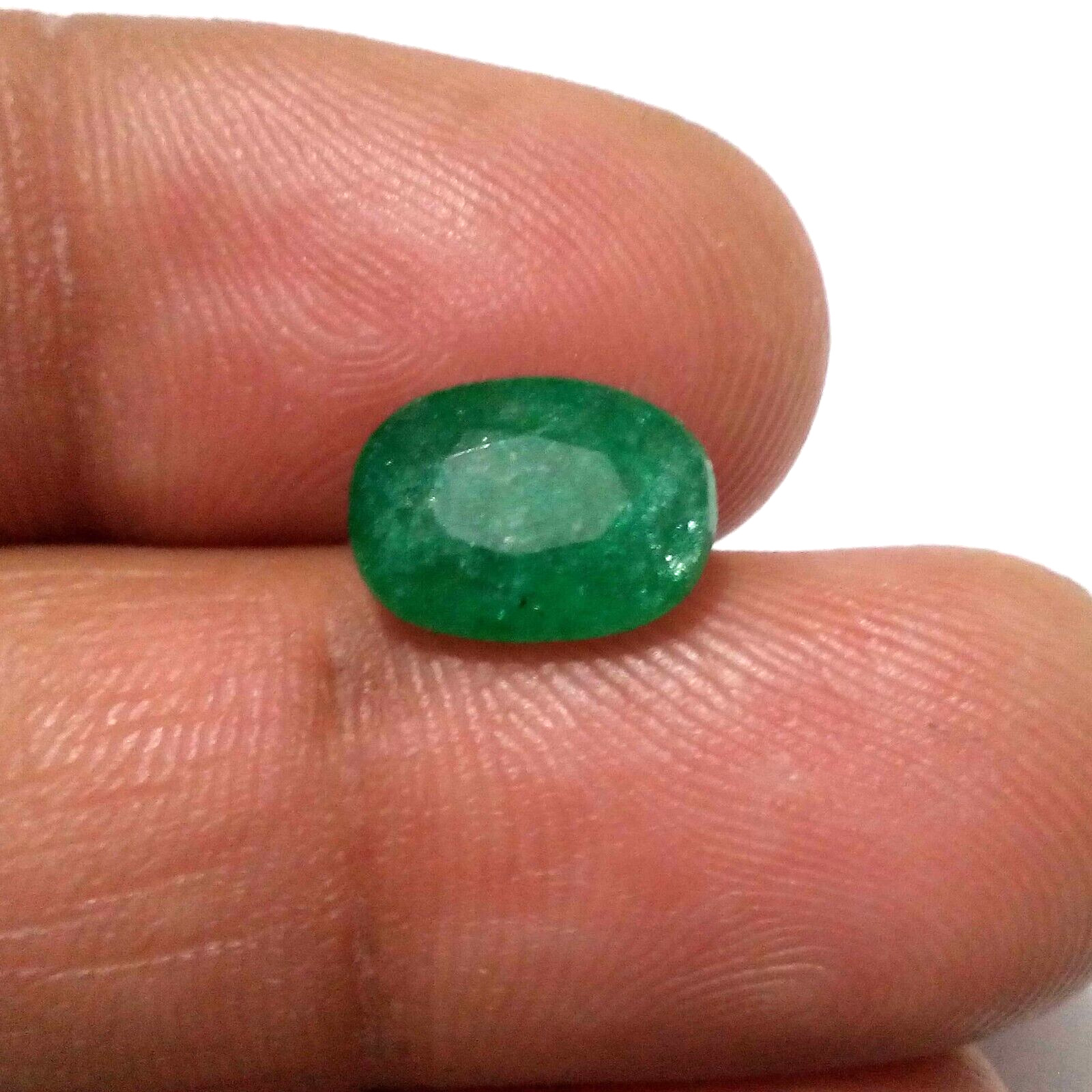 Gorgeous Zambian Emerald Oval Shape 3.55 Crt Pretty Green Faceted Loose Gemstone