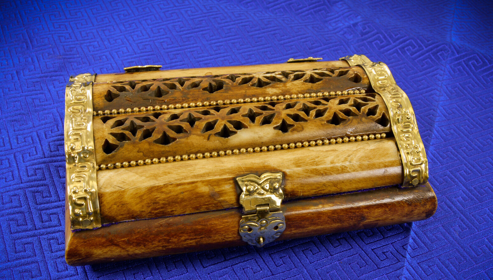 Antique Replica Medieval Carved Buffalo Bone & Brass Accent Trinket Jewelry Box