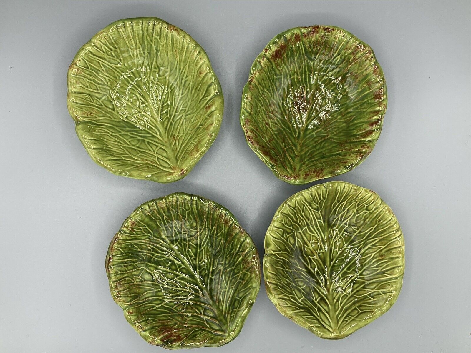 VINTAGE CABBAGE PLATES AND CABBAGE PLATTER