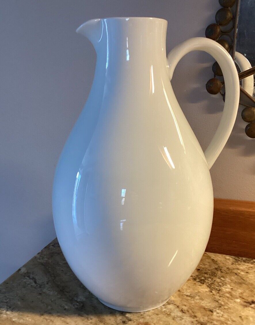 Arzberg fine white porcelain pitcher from Germany unused in perfect condition