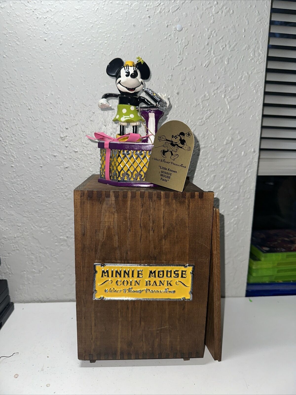 MICKEY MOUSE MINNIE MOUSE COIN BANK/ PRIDE LINES W/BOX&KEY