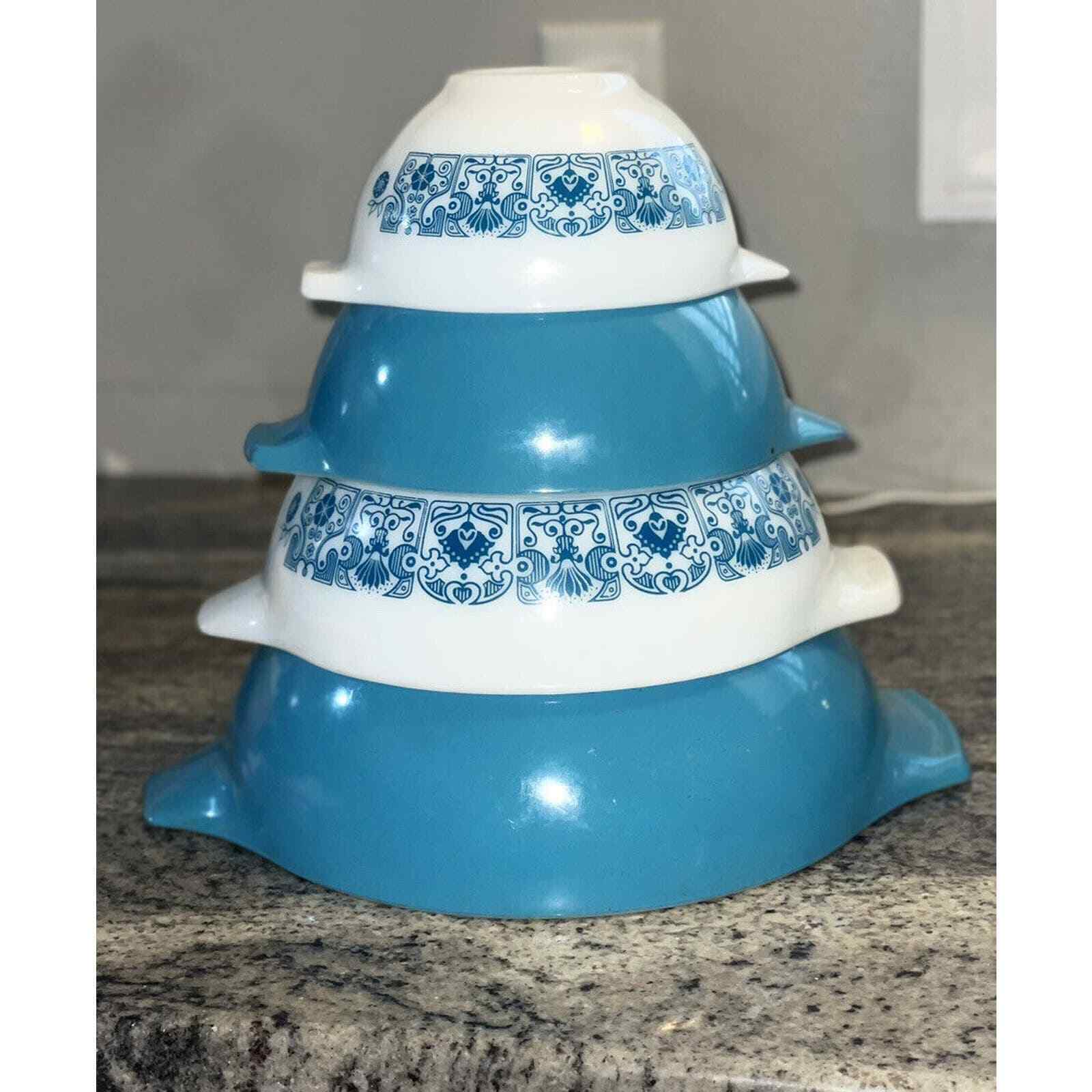Pyrex 4 Piece Blue Horizon Vintage Moon Cinderella Milk Glass Mixing Bowls 