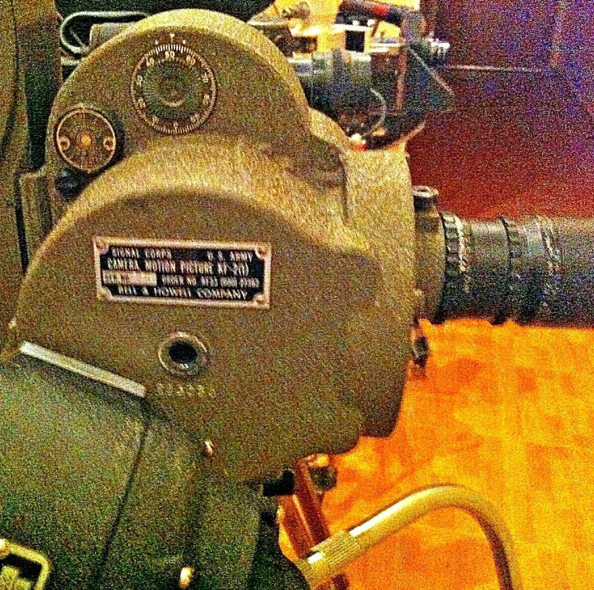 Bell & Howell 35mm  Eyemo KF-2 Cine Camera. Military Surplus Clean