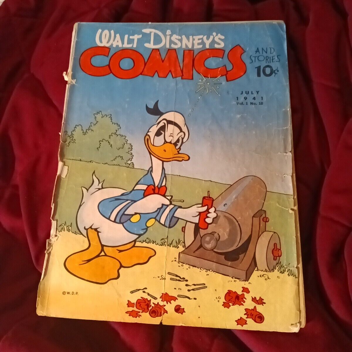Walt Disney\'s Comics and Stories #10 dell 1941 ww2 era mickey mouse Donald duck 