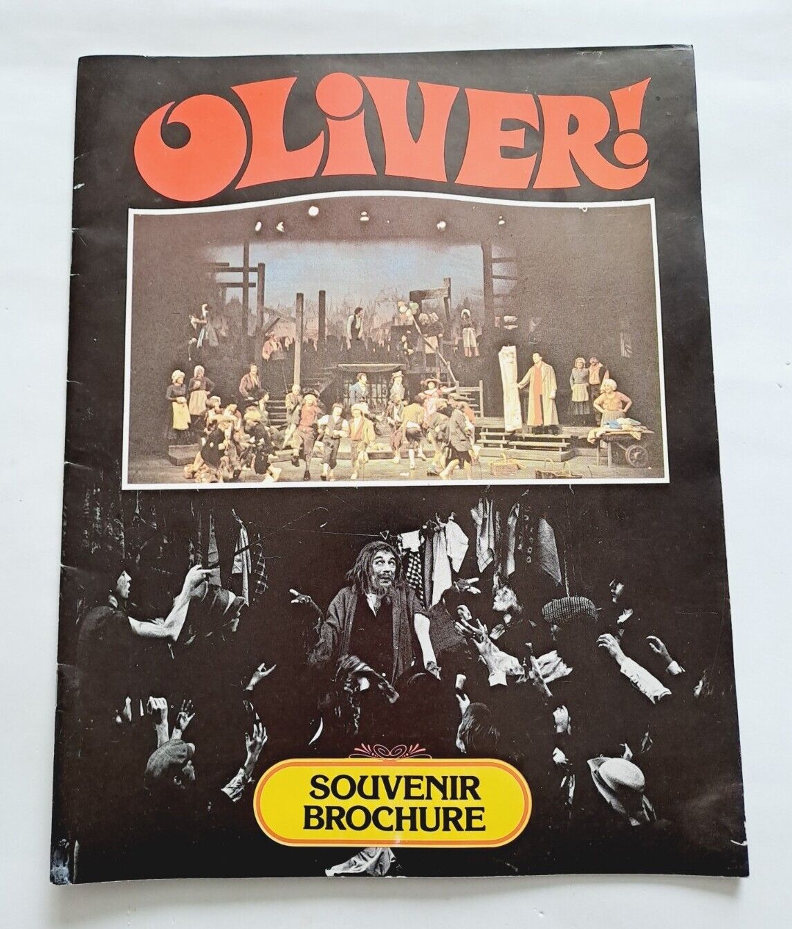 Oliver Musical Souvenir Brochure Theatre Programme Roy Hudd 1978