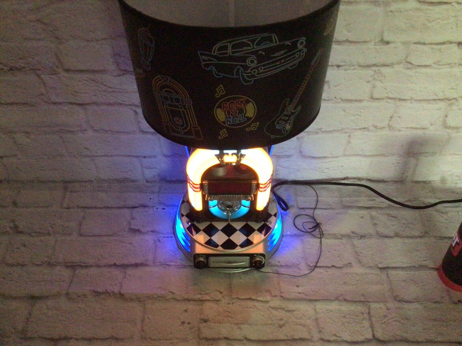 Juke Box Themed-Lamp,FM Radio,Alarm Clock, iPod dock—(“ Awesome Condition”)