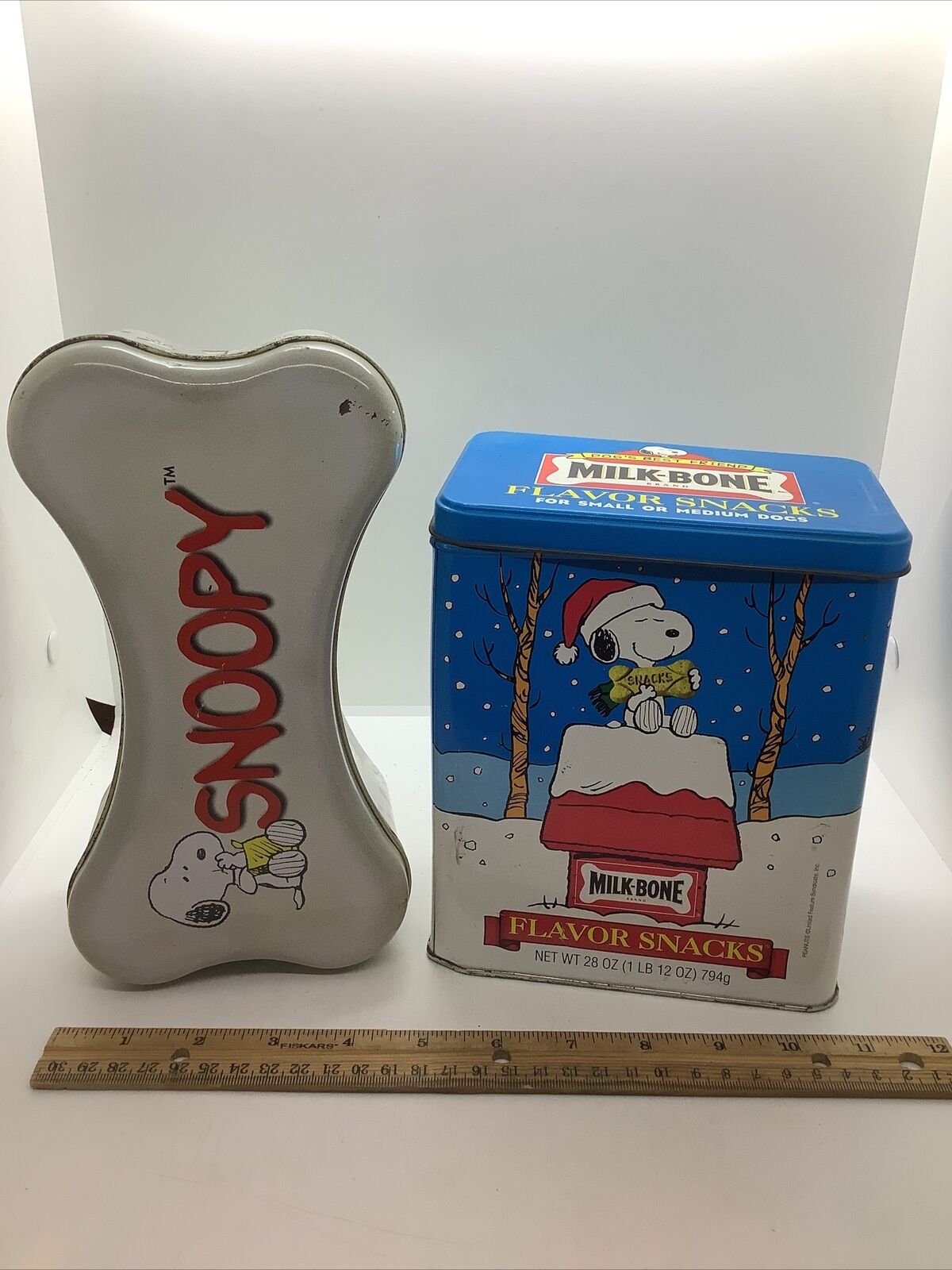 Vintage Snoopy Milk Bone Flavor Snacks Christmas & Bone Shape Tins Nice Lot 1996