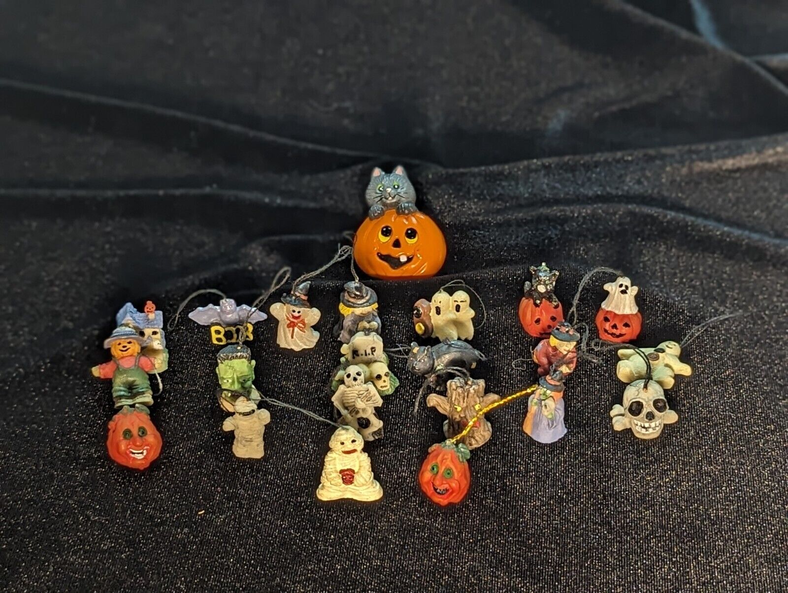 Russ Lapel Pin And Miniature Enamled Ceramic Halloween Ornament Lot Collectible
