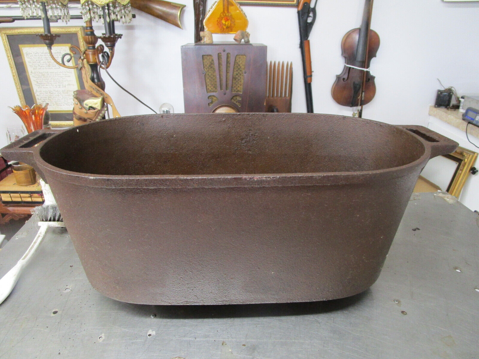 Antique Cast Iron Oblong Oval Cook/Wash Pot Double Handles w/Gate Mark