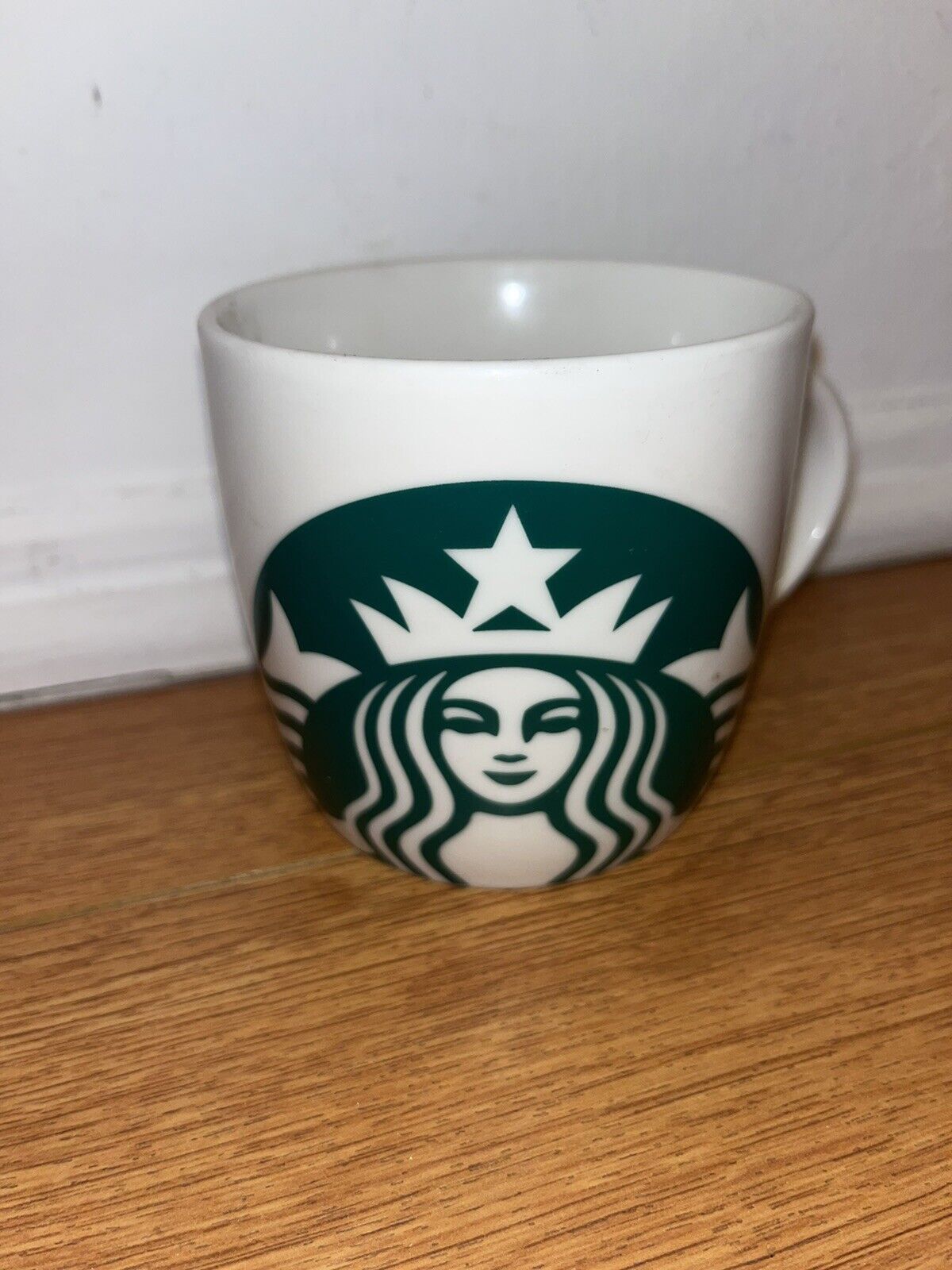 Starbucks 2017 white siren large logo coffe mug 14fl oz