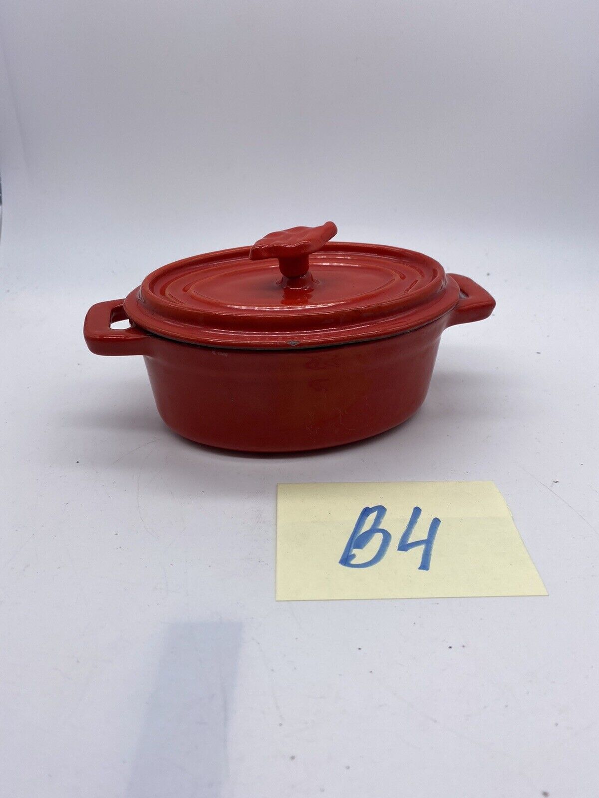 Small Enameled Cast Iron Dutch Oven Red