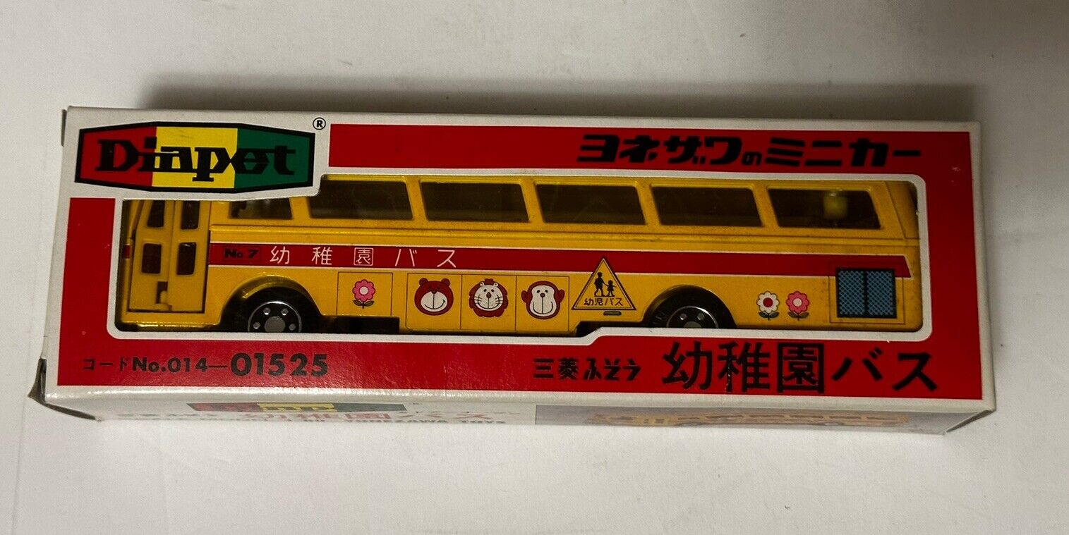 Diapet Yonezawa B-35 Mitsubishi Fuso School Bus 1/60 scale made in Japan MIB