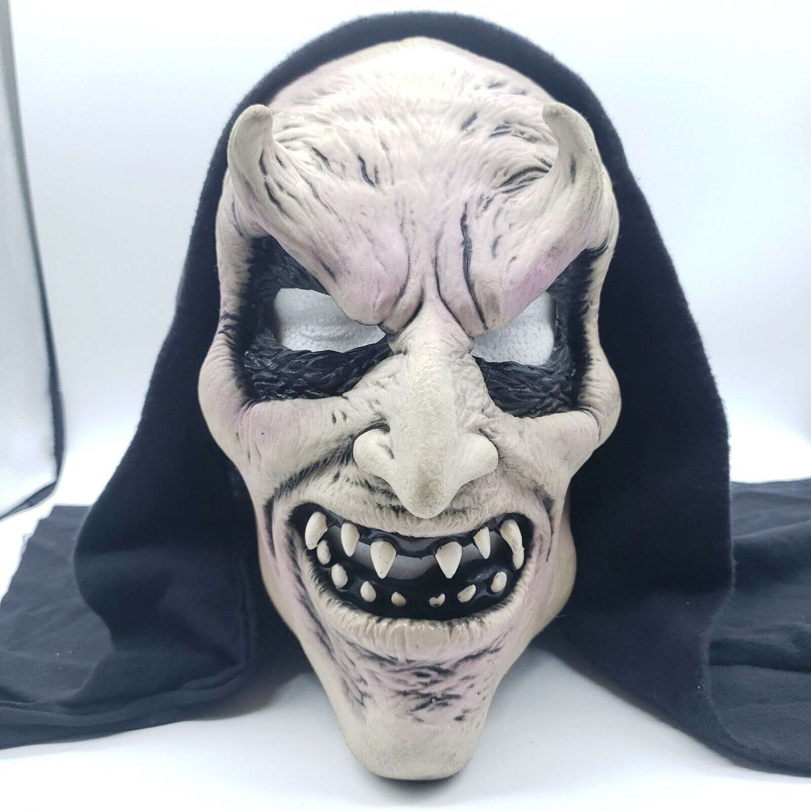 Be Something Studios Evil Horned Ghoul Halloween Mask 1991 Made in USA