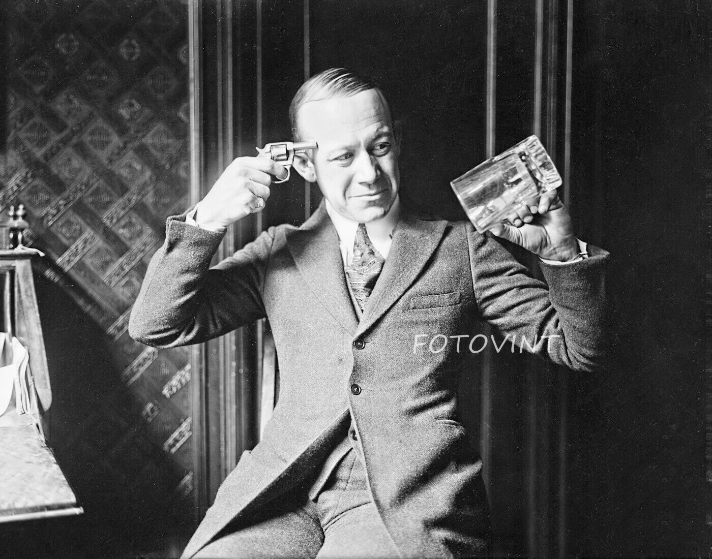 1920 PROHIBITION Photo Picture PROTEST SATIRE Empty Beer & Gun Photograph 8x10