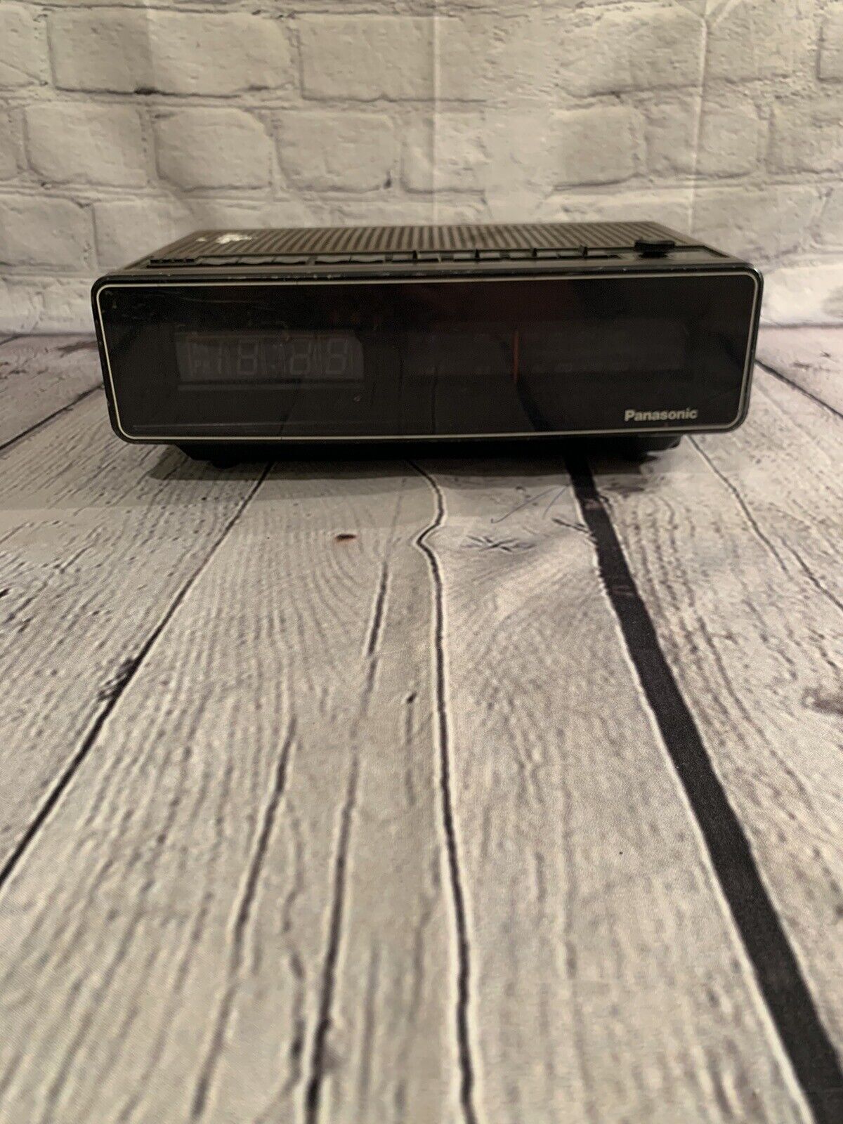 Panasonic Digital Clock Radio RC-100 AM FM Alarm Vintage Wood Grain-TESTED-WORKS