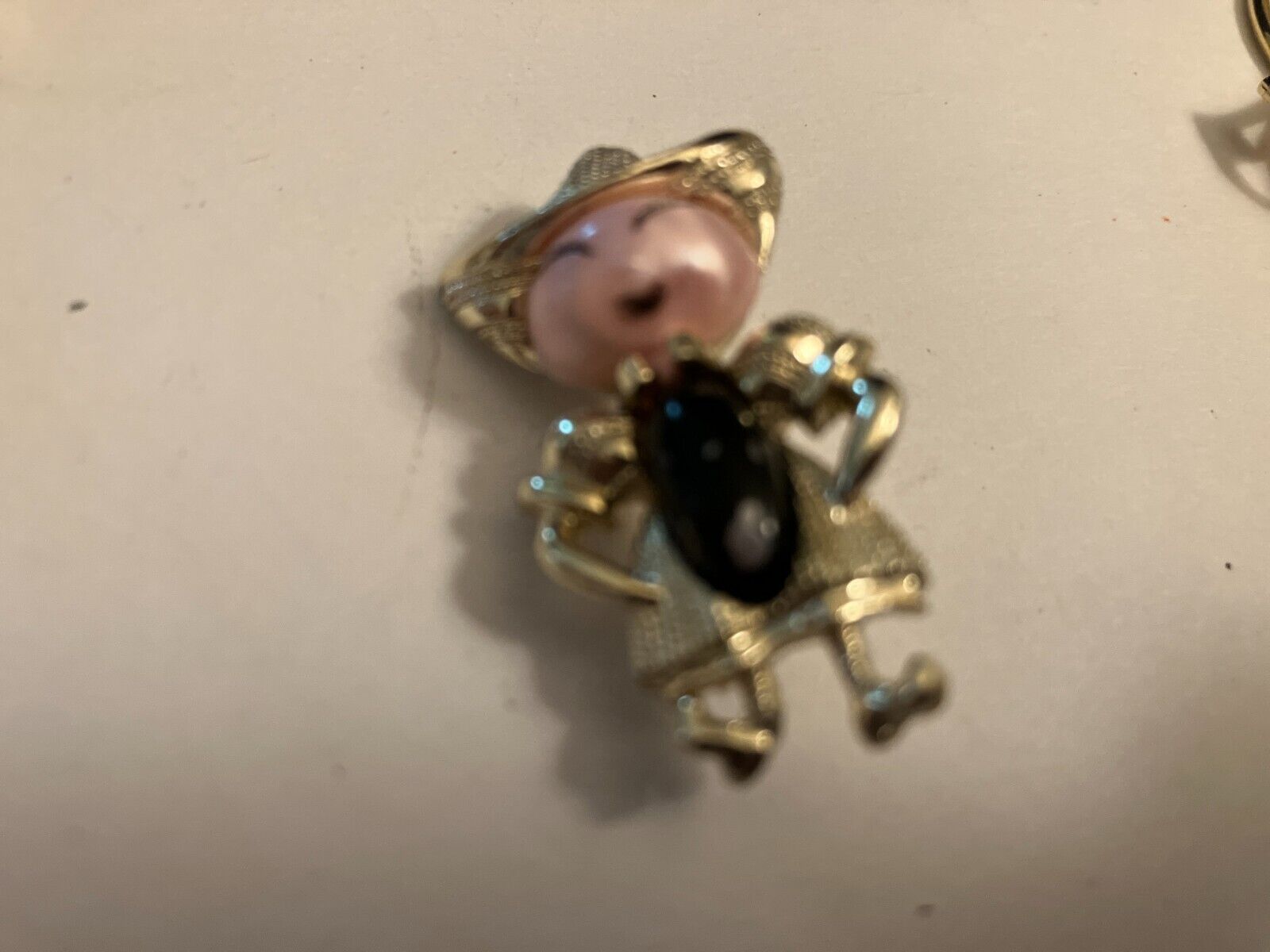 vintage estate small dutch girl ? scatter pin brooch