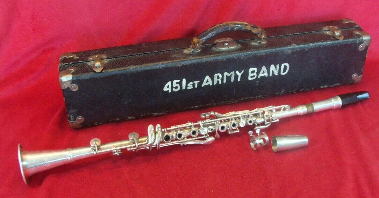 WWII US ARMY SILVER CLARINET 451st ARMY BAND ( model H.BETTONEY BOSTON )