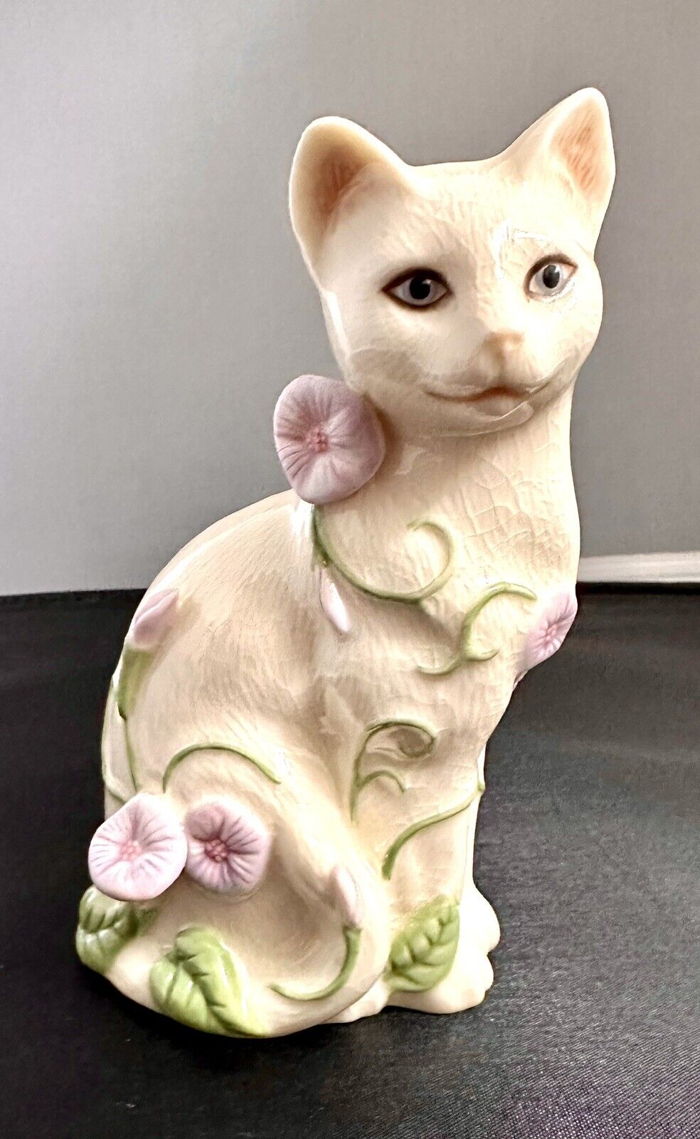 Lenox “The Garden Cat”  2002 New-in-Box w/COA CAT Flowers Crackle GLAZED