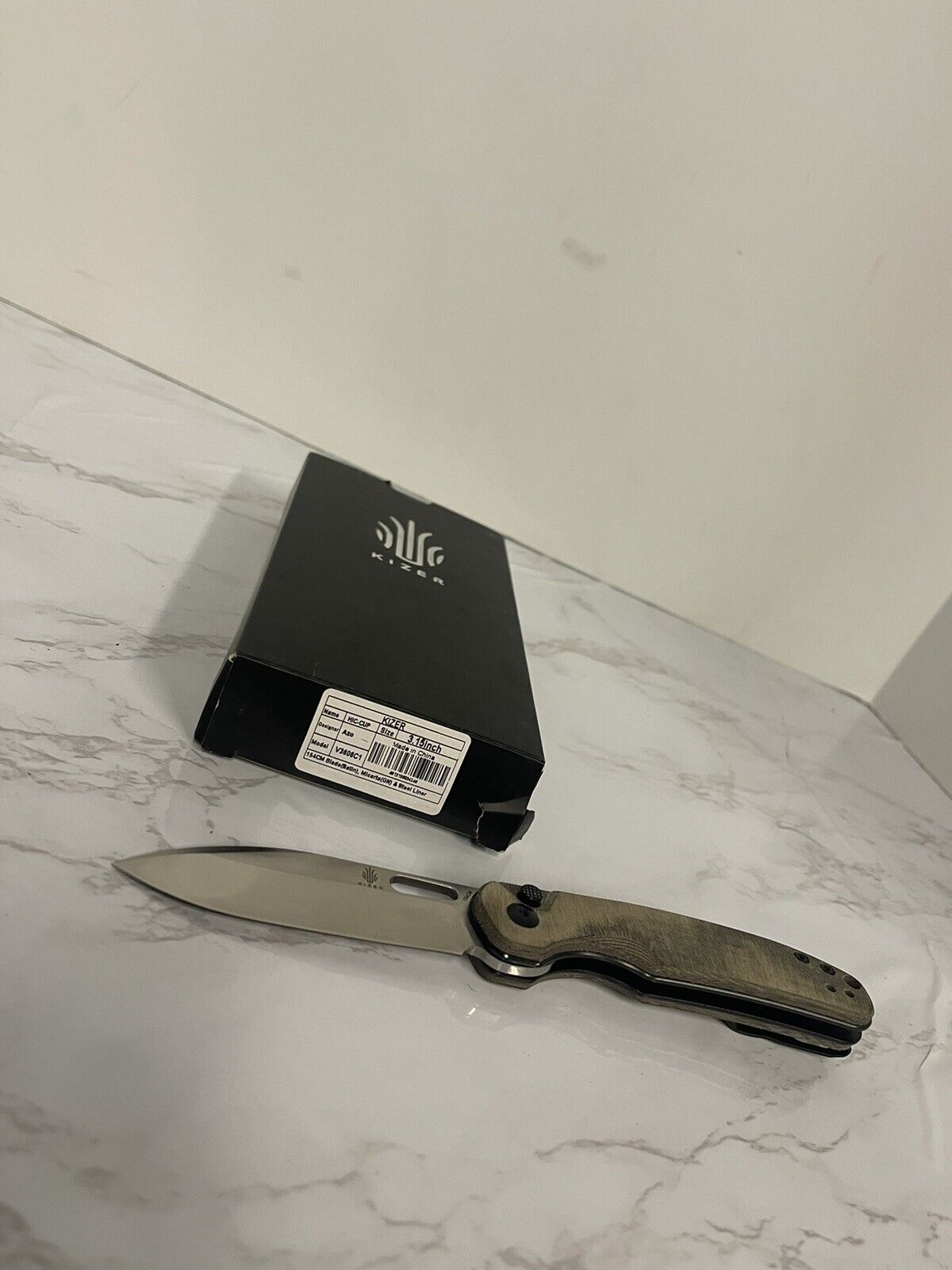 Kizer Cutlery V3606C1 HIC-CUP Button Lock