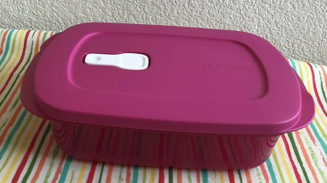Tupperware Crystalwave Microwave Rectangle Divided Dish Pink 4 Cups New