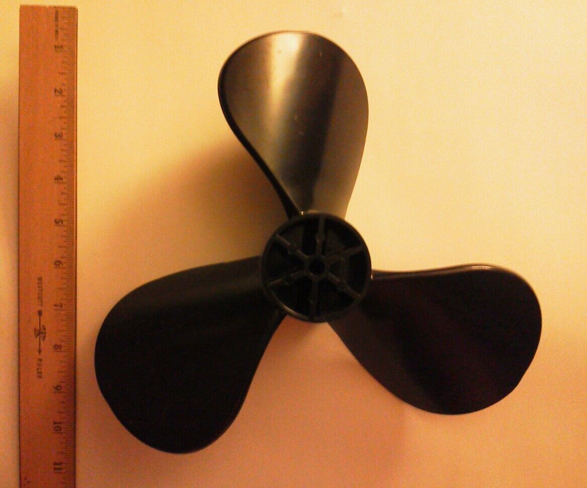 Replacement blade for vintage metal Vornado fan