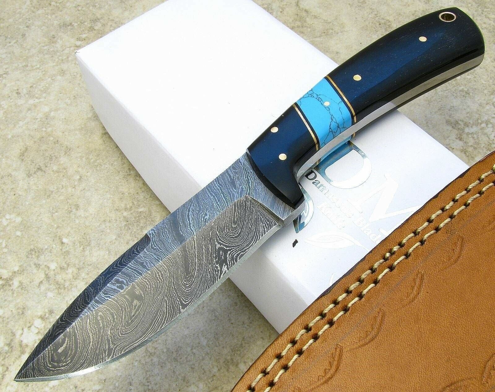 TURQUOISE / HORN Handle Damascus Fixed Blade SKINNER Knife custom leather sheath