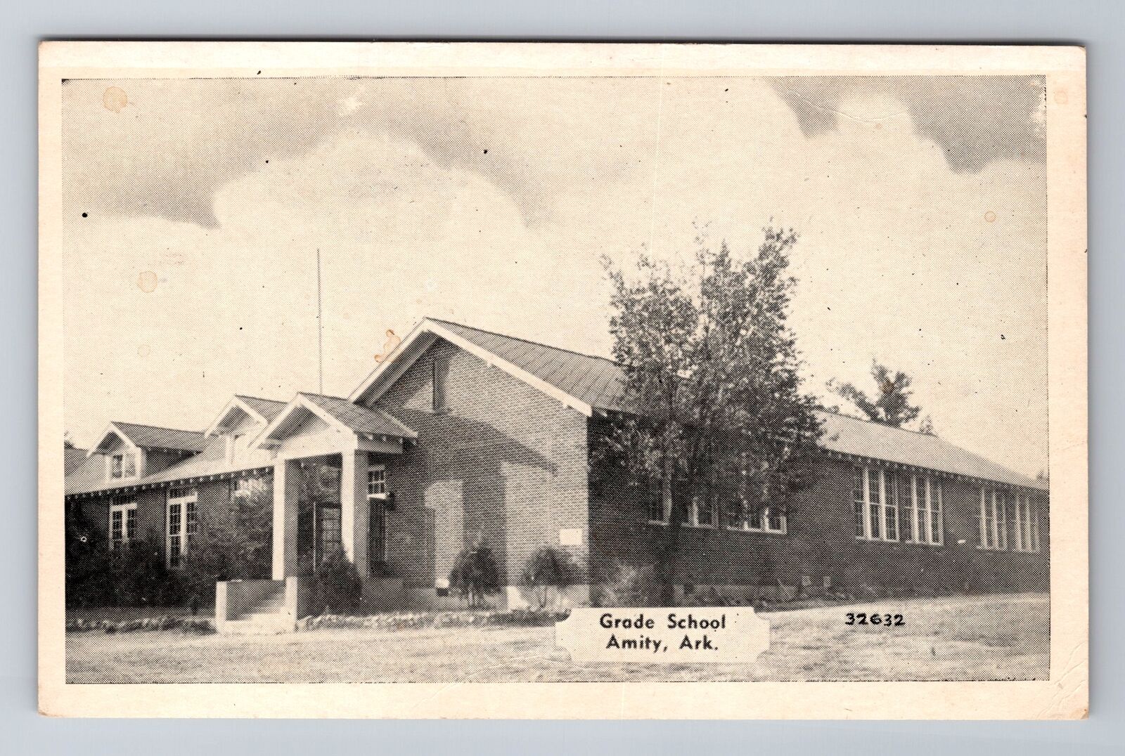 Amity AR-Arkansas, Grade School, Antique, Vintage Souvenir Postcard