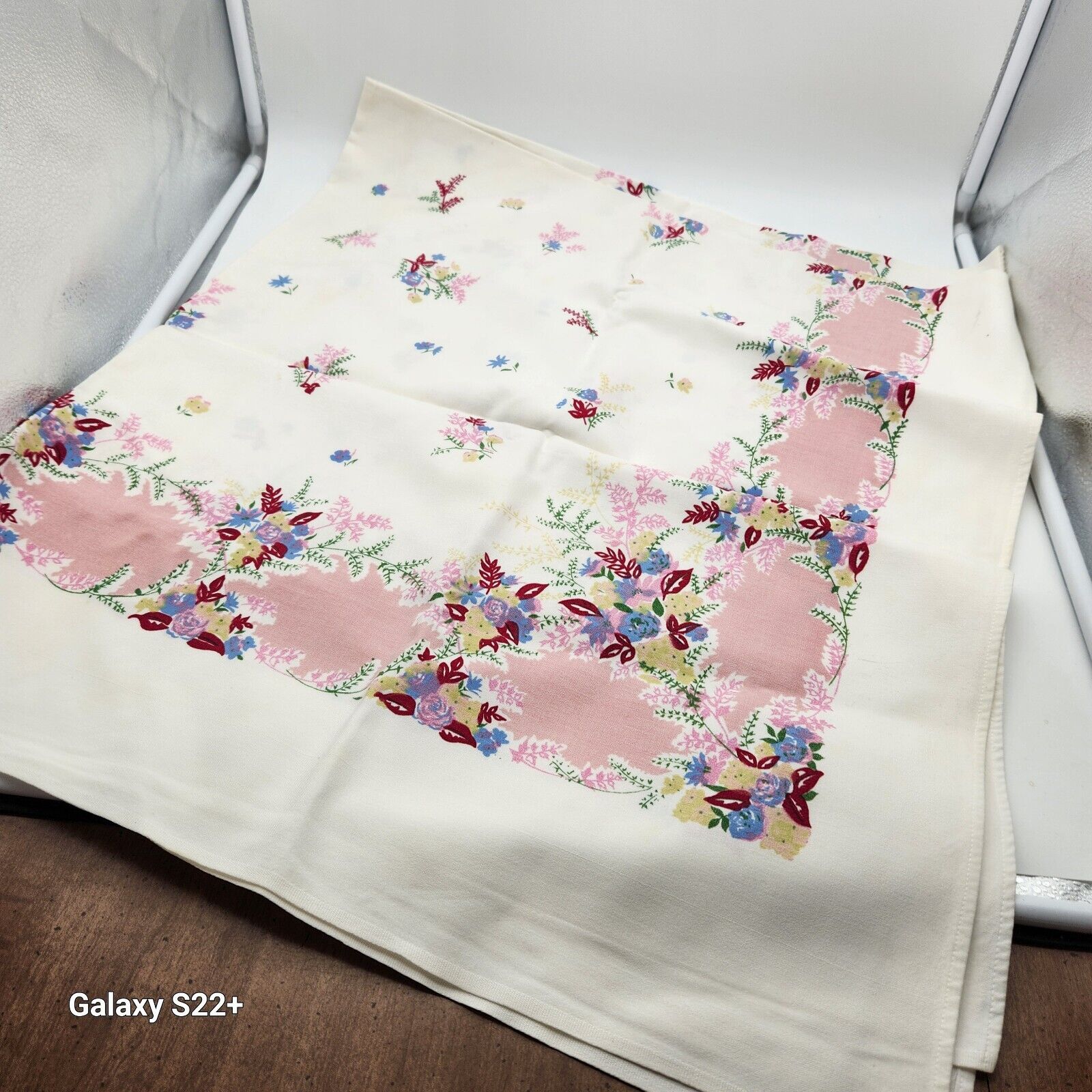 Vintage 1950s Tablecloth Cotton White Pink Floral Border Grannycore Cottage 