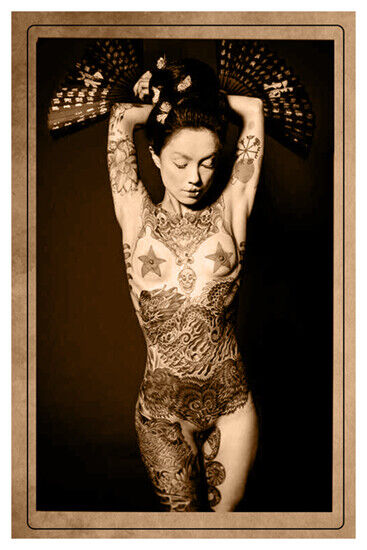 TATTOOED LADY JAPAN ca1907 Vintage Photograph Cabinet Card RP Tattoo