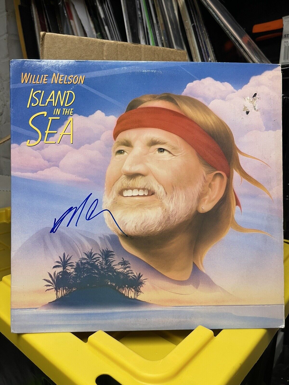 Willie Nelson signed JSA COA 1987 Island in the Sun Album Cover