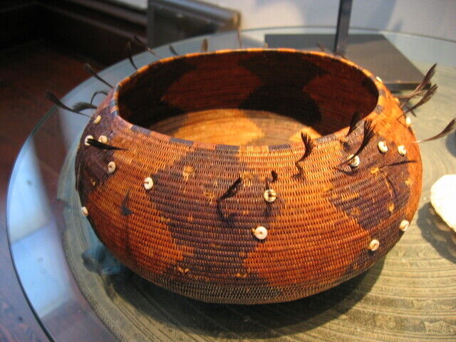 California Basket attributed to POMO ~ Antique ~ 1850-1900 ~ 8\