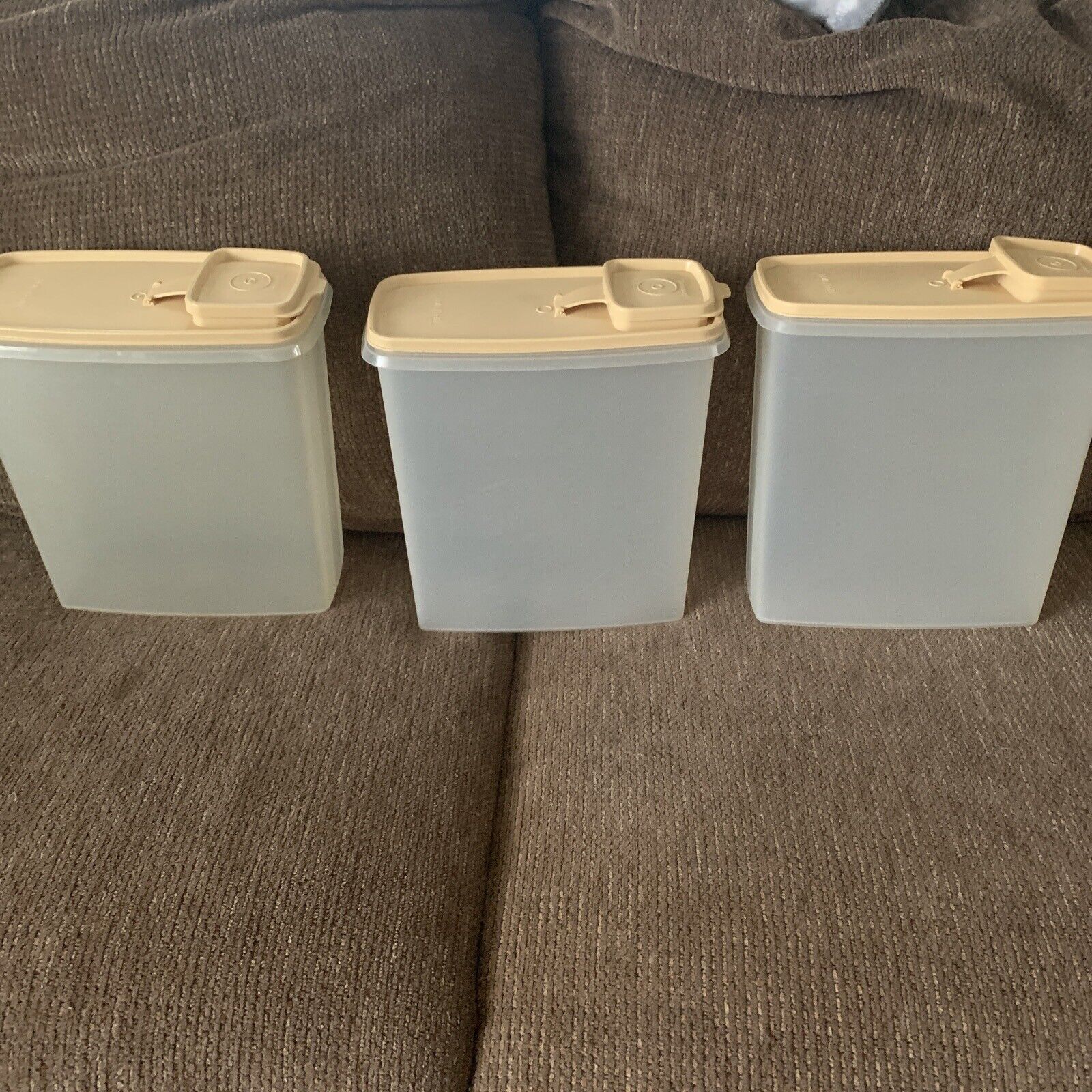 Tupperware Lot Of 3 Super Cereal 20 Cup Keepers 1588-8,1588-6,1588-5 Almond Lids