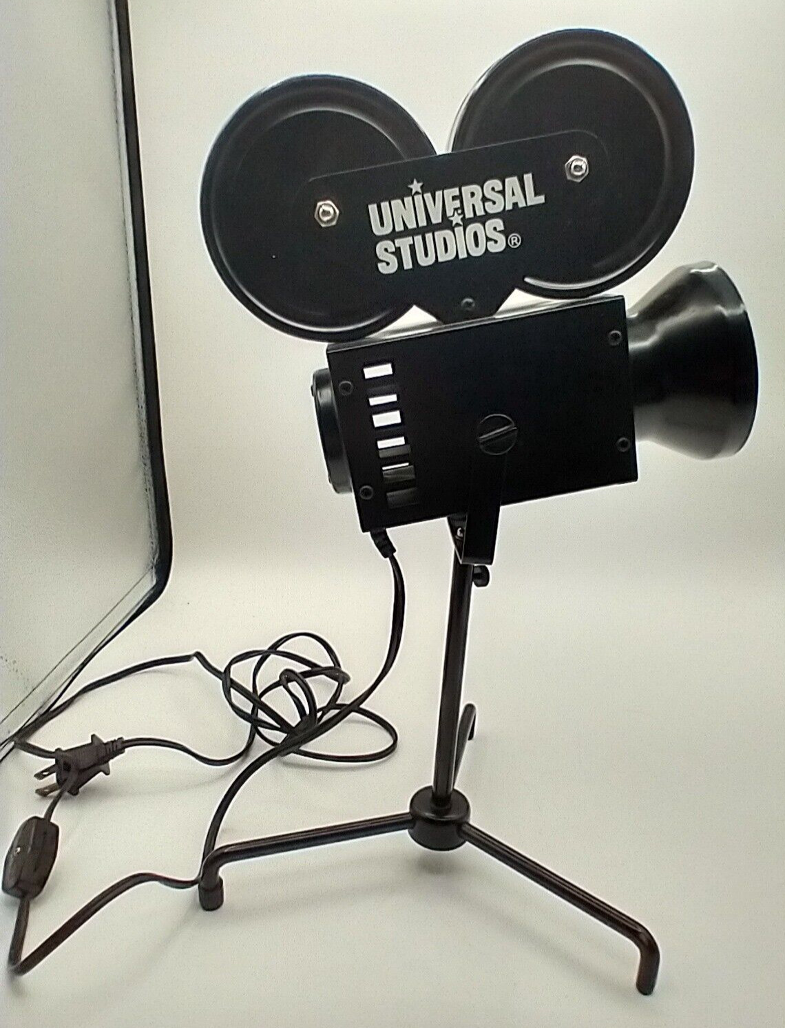 SUPER RARE Vintage Universal Studios Movie Camera Light Table Desk Lamp