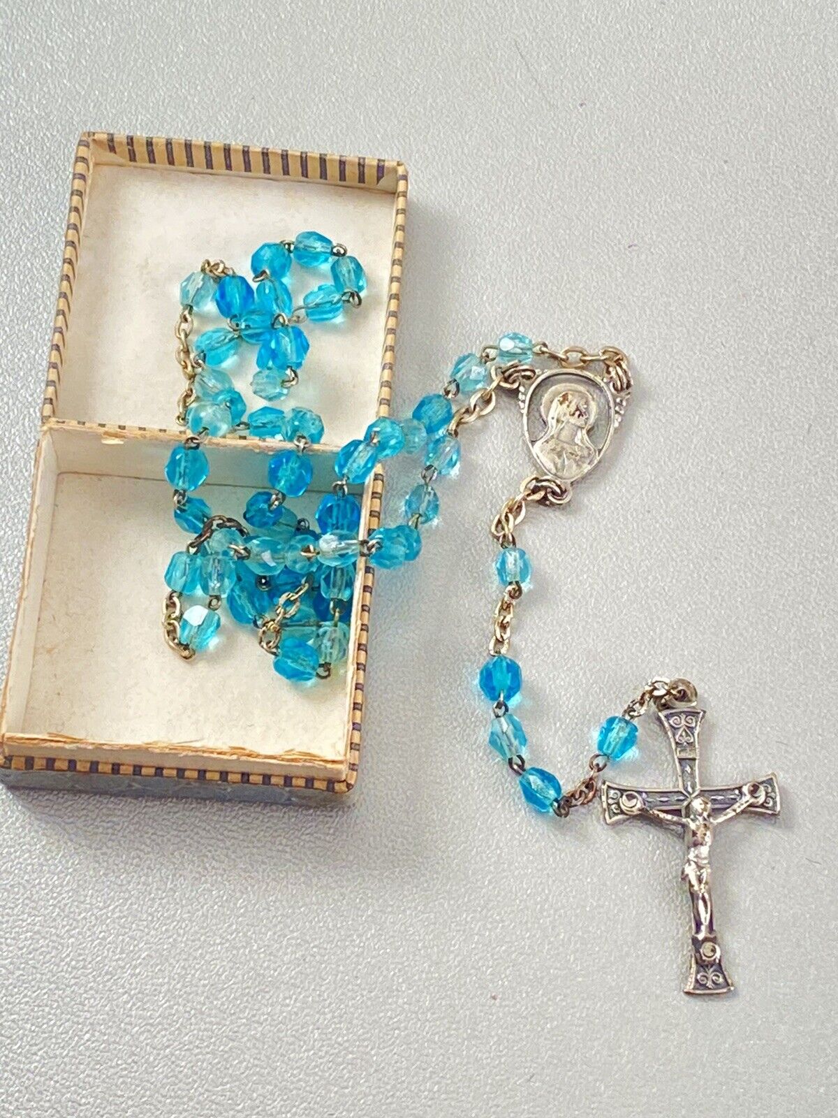 Miraculous Rosary in Gorgeous blue Crystal Italy c 1948 small in original Box