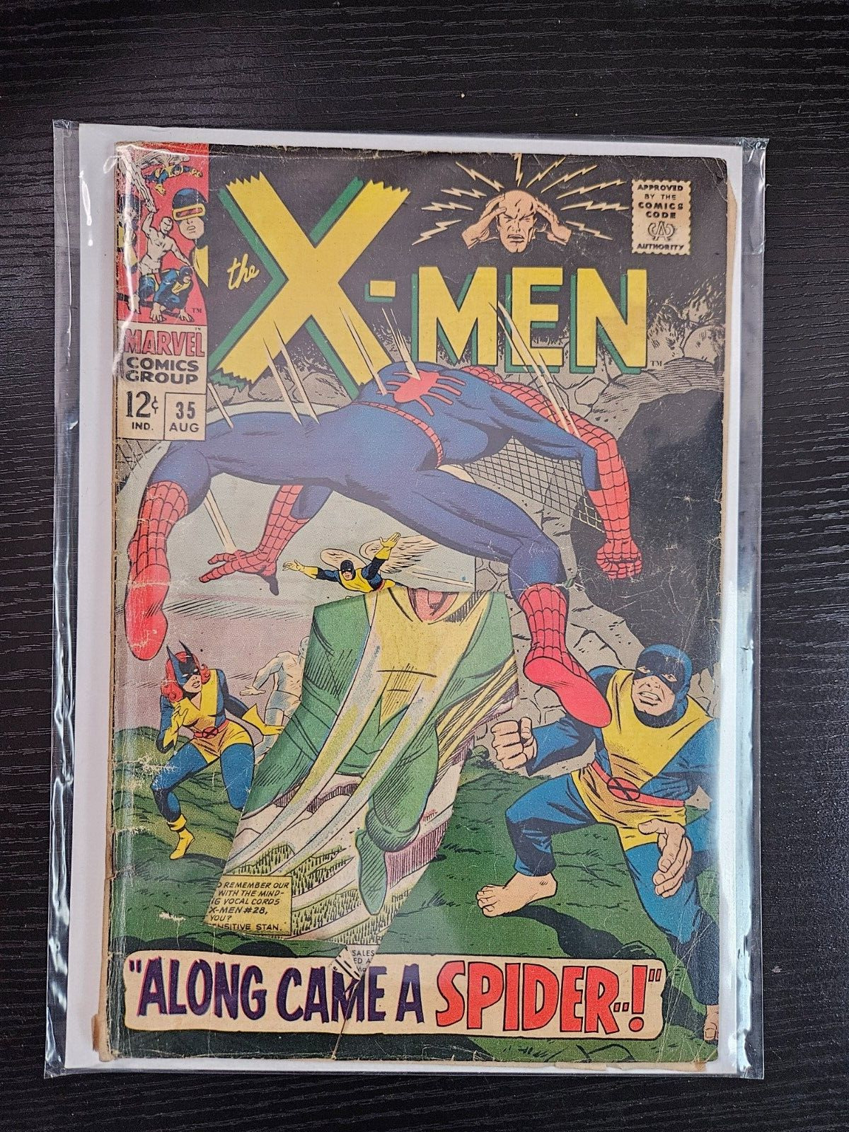 X-MEN #35 1967 Vs SPIDER-MAN cutout Low Grade Marvel. 1st App Changeling. KEY