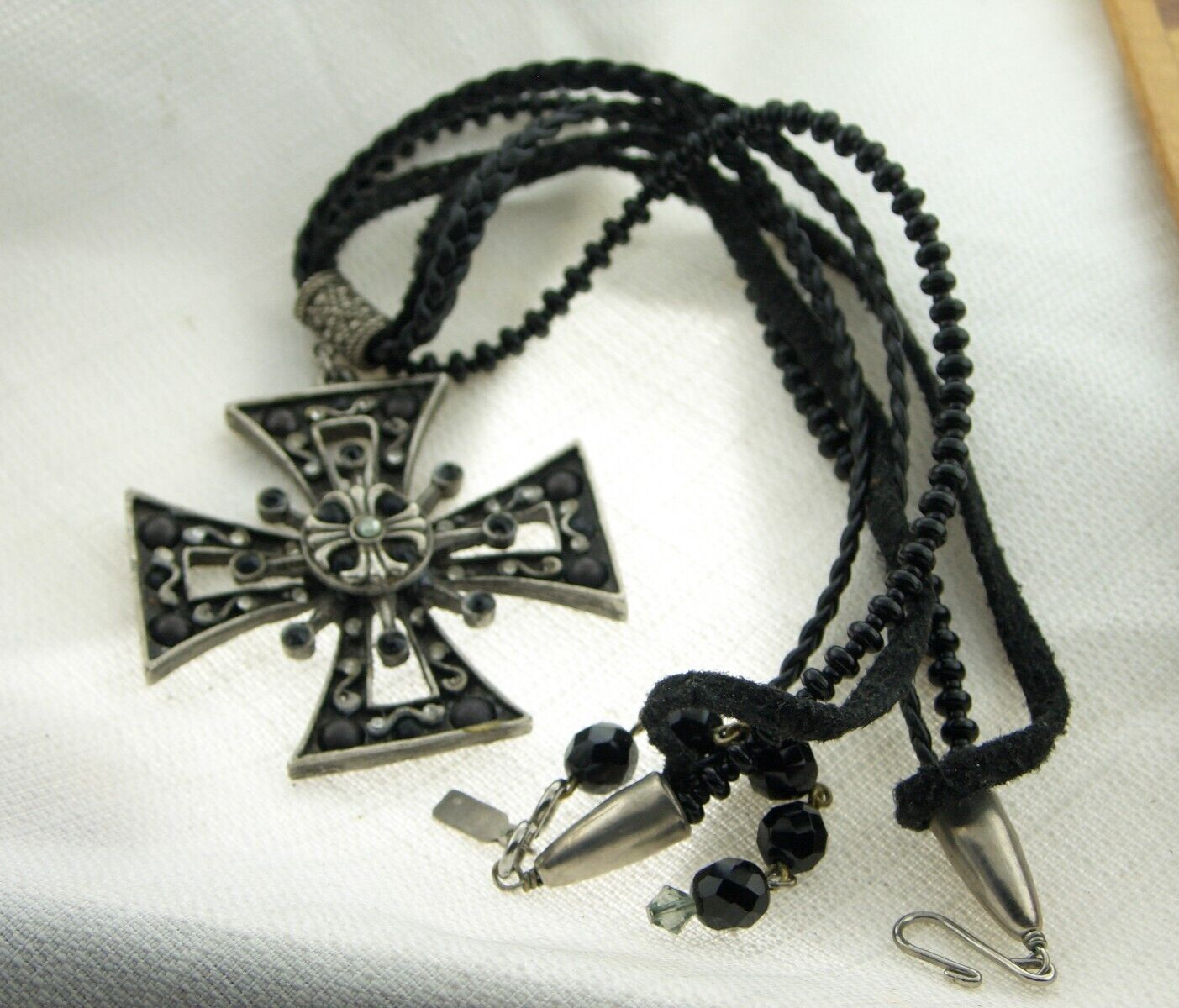 Estate FAITH signed 3 strand maltese cross necklace pendant
