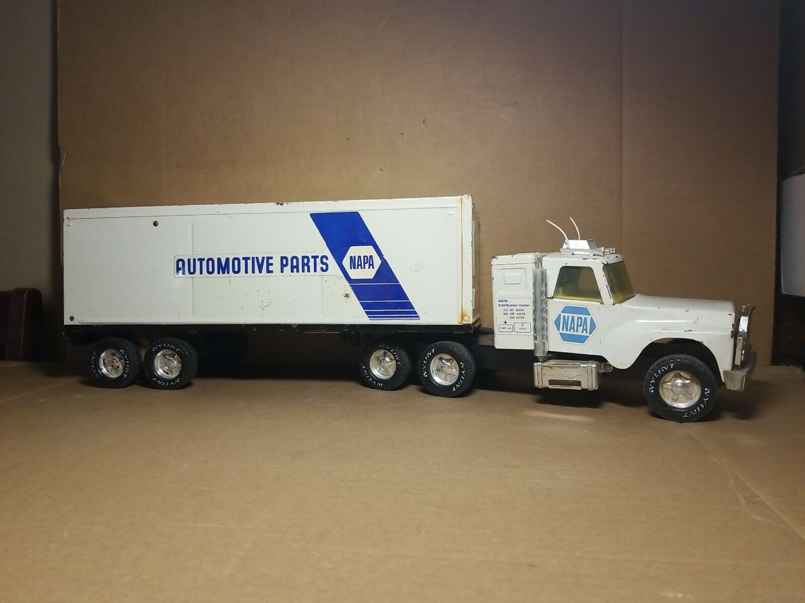 Vintage 1970\'s Pressed Steel Nylint NAPA Automotive Parts Semi Truck and Trailer