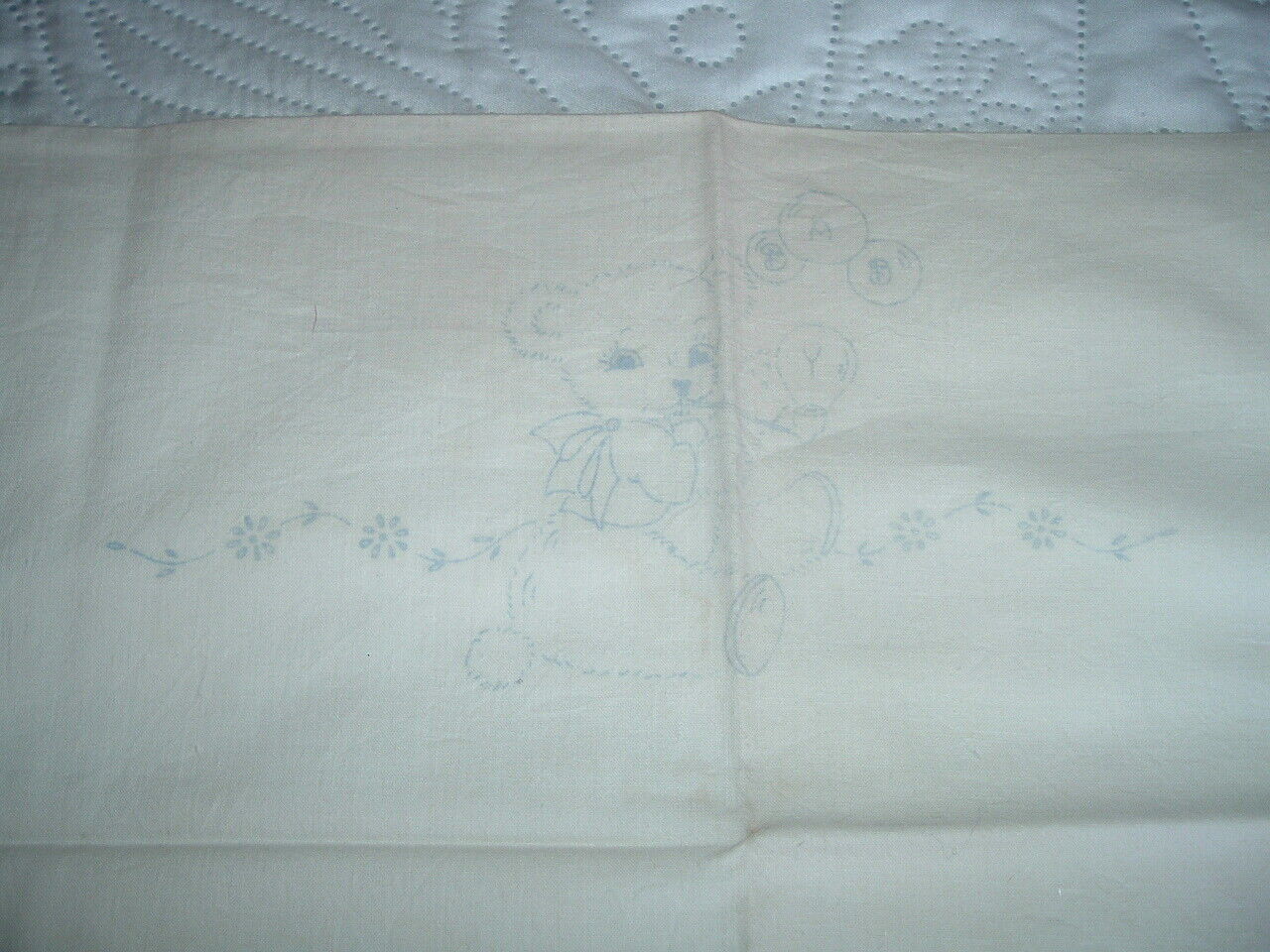 Vtg 30s Betsy Ross Baby Bear Bubbles Pillowcase Stamped Embroidery 17x11 PB11