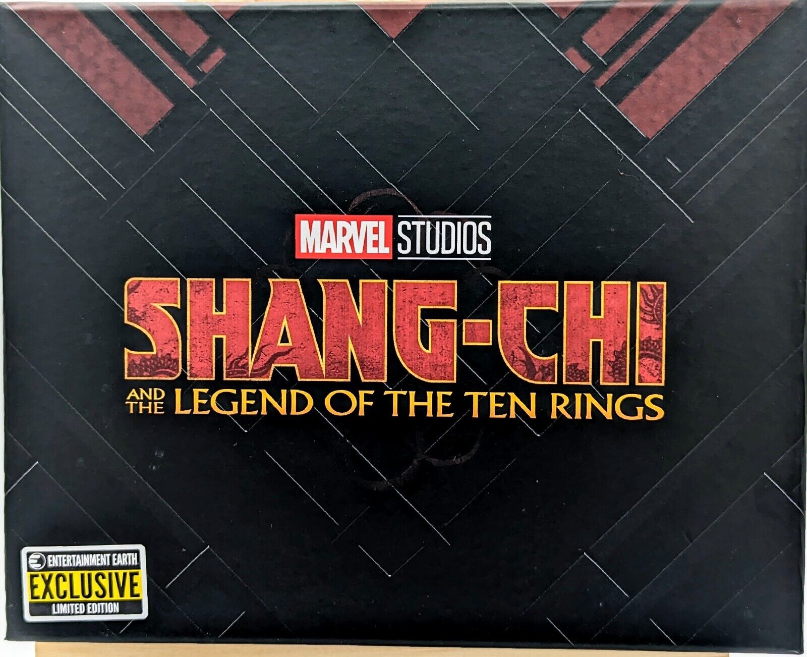 Marvel's Shang-Chi and the legend of the ten rings prop replica EE Exclusive