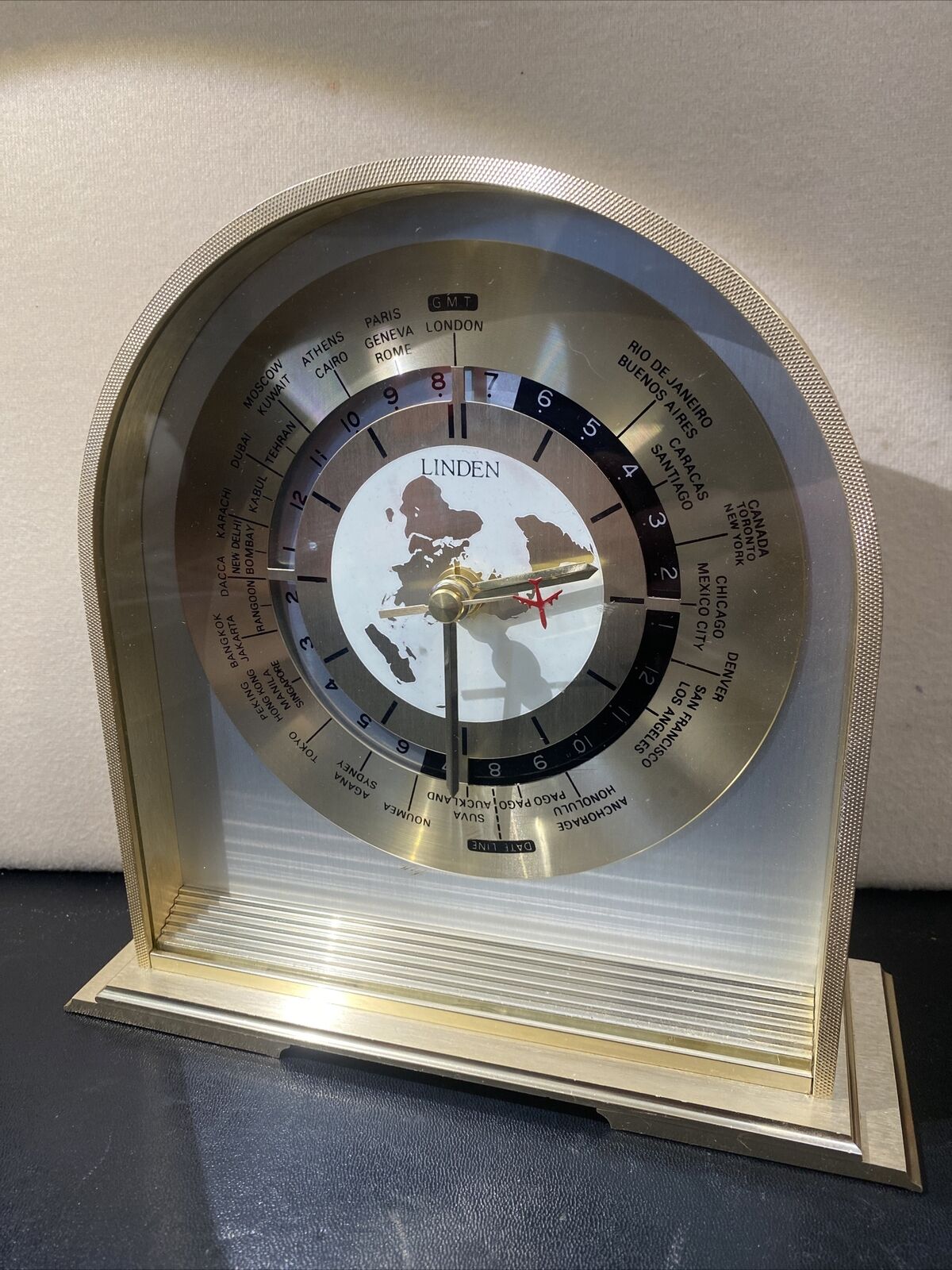 Linden World Time GMT and Date Table Clock 8\