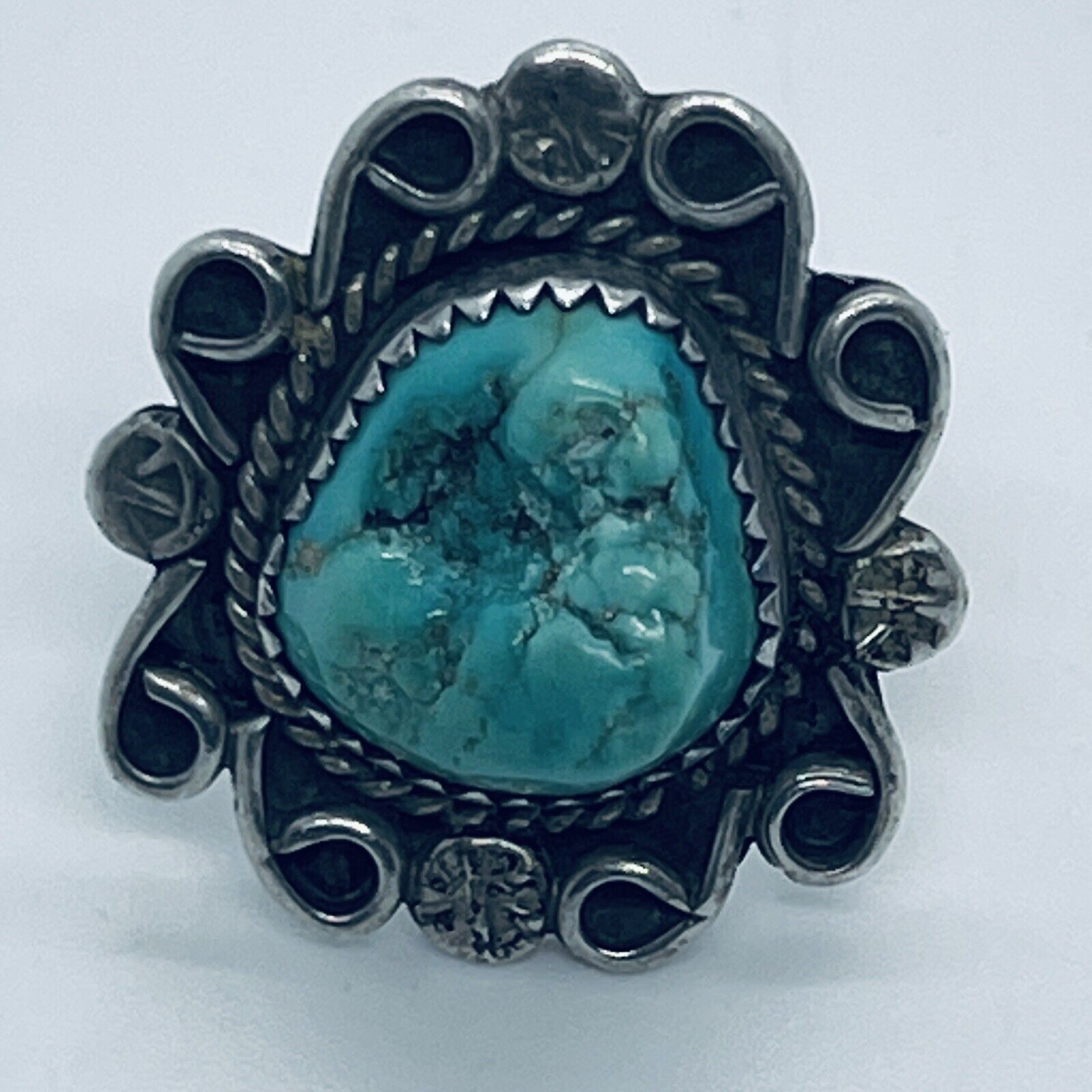 Vintage (1930s) Fred Harvey Era Handmade Navajo Silver Turquoise Nugget Ring