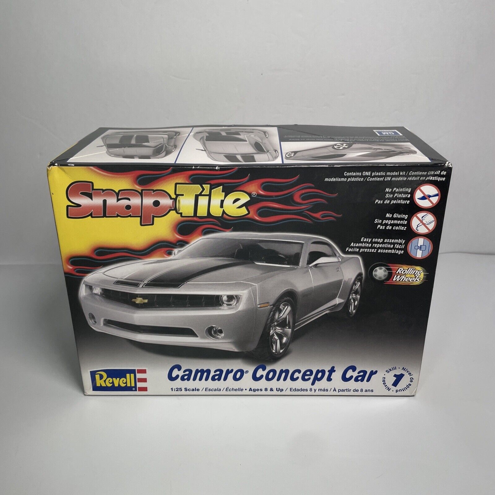 Revell Camero Concept Car Model Kit 1/25 Snap-Tite Already Built in Box 2009