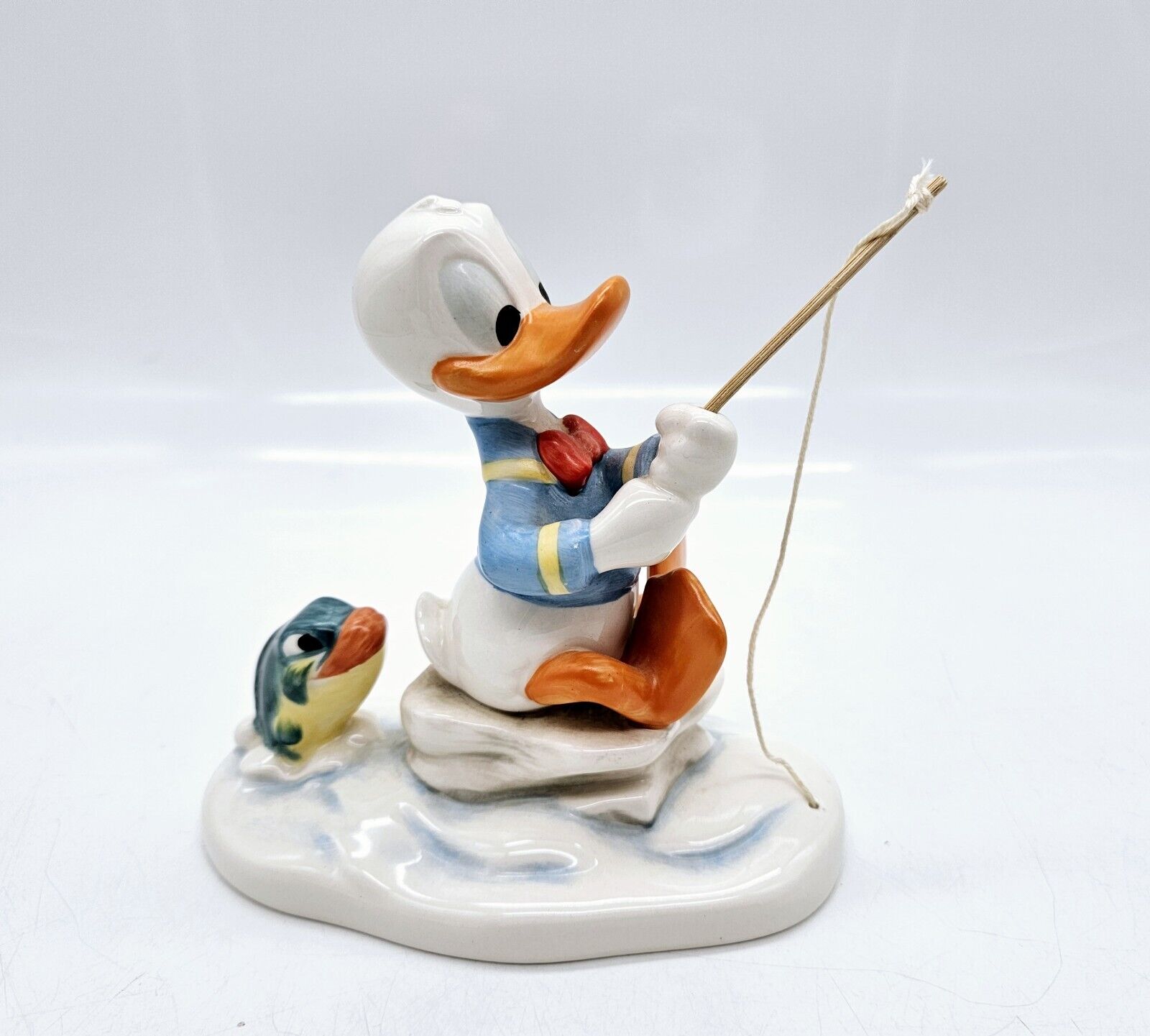 Hummel Goebel Disney Donald Duck Figurine 4\