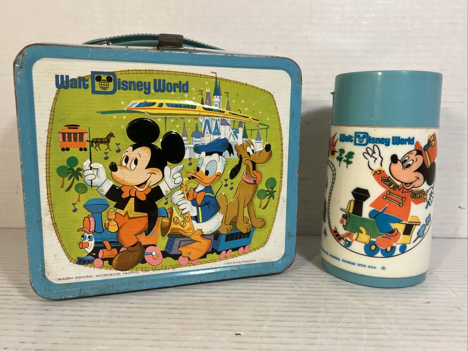 Vintage Walt Disney World Lunchbox With Matching Thermos Aladdin Industries